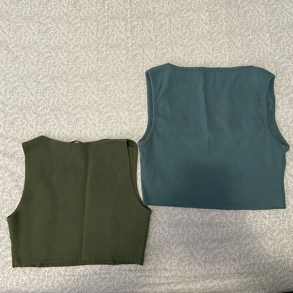 Assorted Crop Tops - Picture 2 of 4